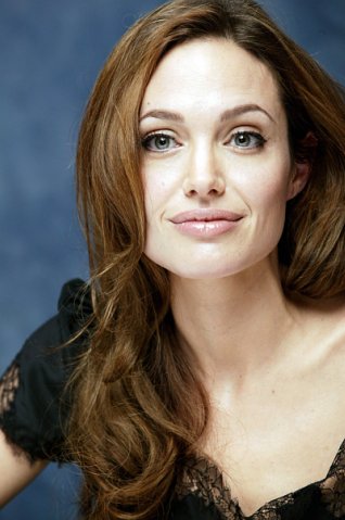 Анджелина Джоли (27 фото)