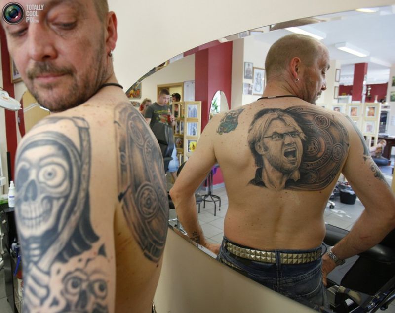 Необыкновенные татуировки (35 фото)