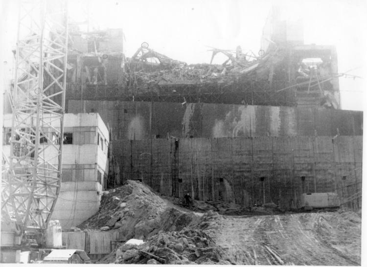 Чернобыльская АЭС (18 фотографий)