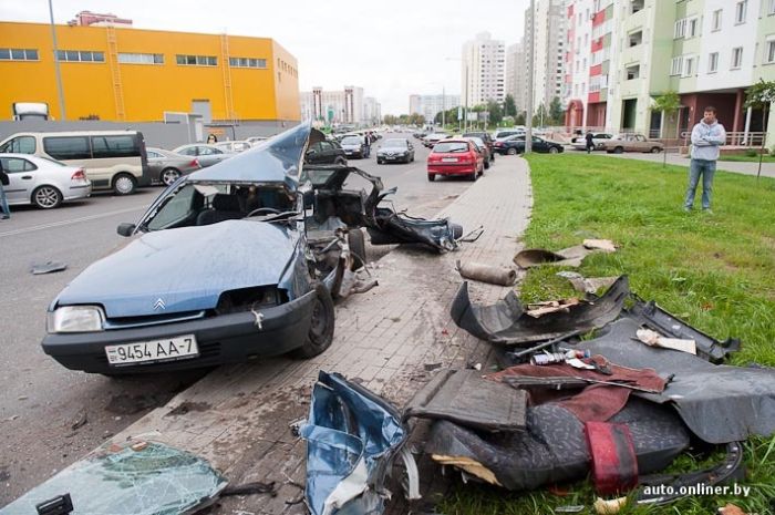 Авария в Минске (12 фото)