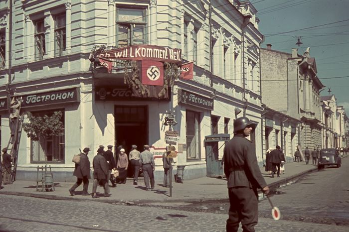 Харьков во время оккупации (25 фото)