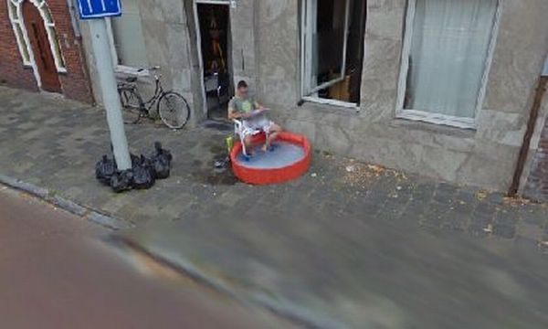 Странные кадры с Google Street View (37 фото)