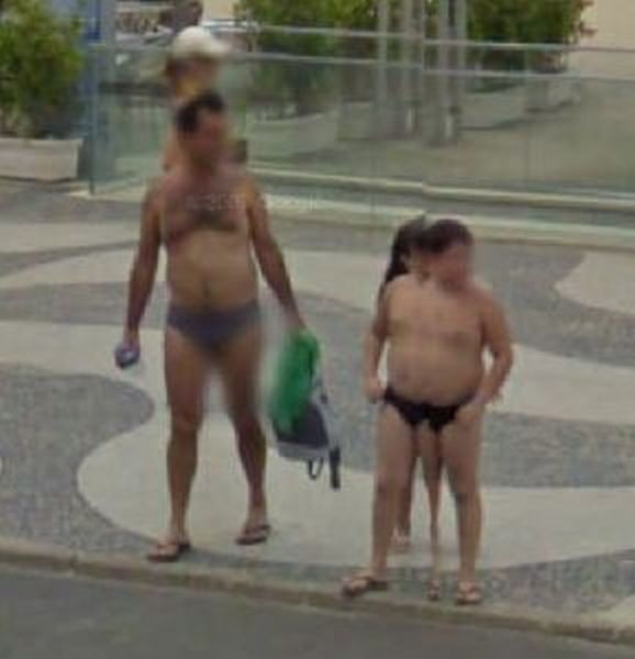 Странные кадры с Google Street View (37 фото)