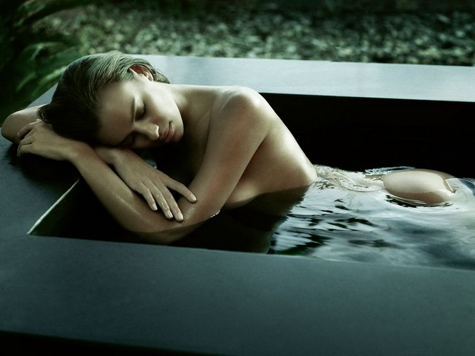 Ирина Шейк в рекламе Germaine De Capucini Skincare (10 фото)