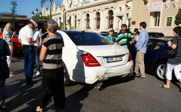 VIP-авария в Монако (9 фото)