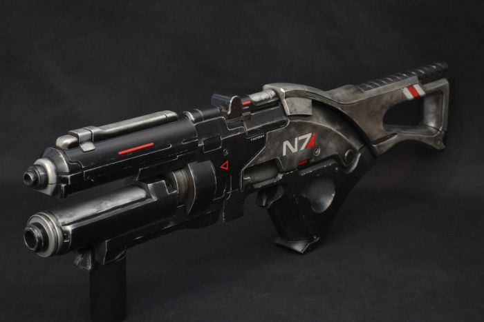 Пушка из игры Mass Effect 3 (9 фото)