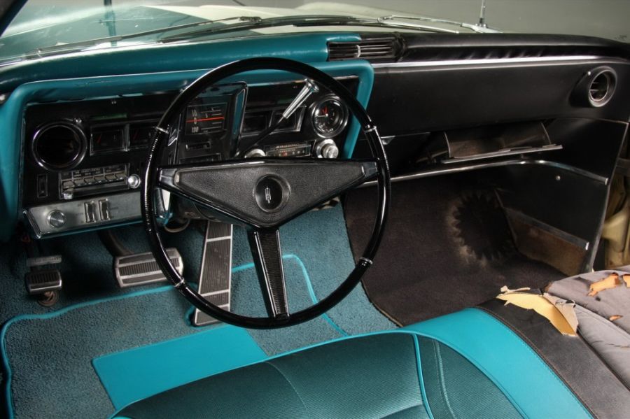 Интересная реставрация Oldsmobile Toronado (25 фото)
