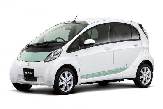 Электрокар Mitsubishi i-MiEV в России: старт продаж (7 фото)