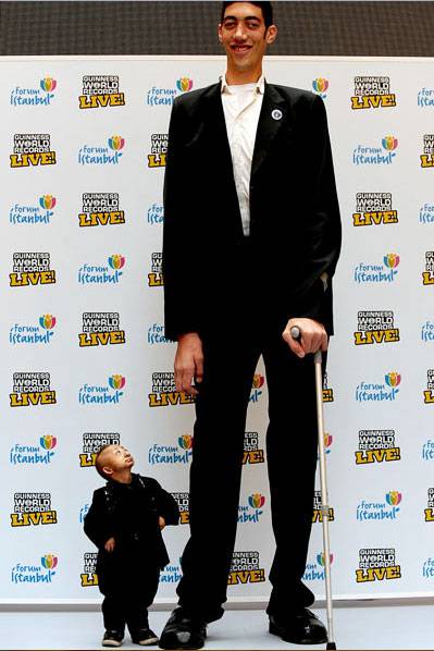 Самый низкий человек на Земле (12 фото)