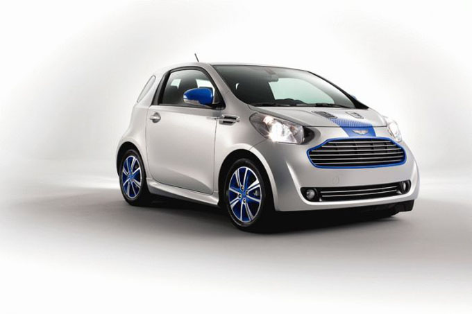 Colette &amp;amp; Aston Martin Cygnet (12 фото)