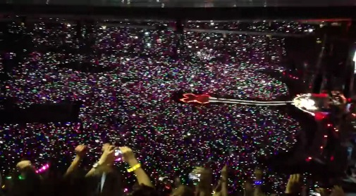 Coldplay Charlie Brown live at the Emirates Stadium