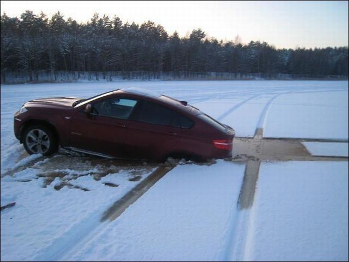 Вот почему не стоит ездить на авто по льду