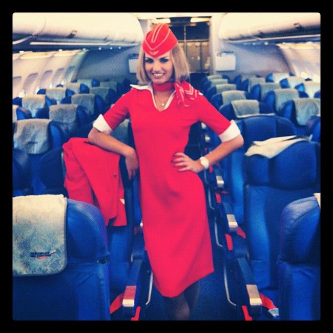 Екатерина Соловьева - уволенная стюардесса (9 фото)