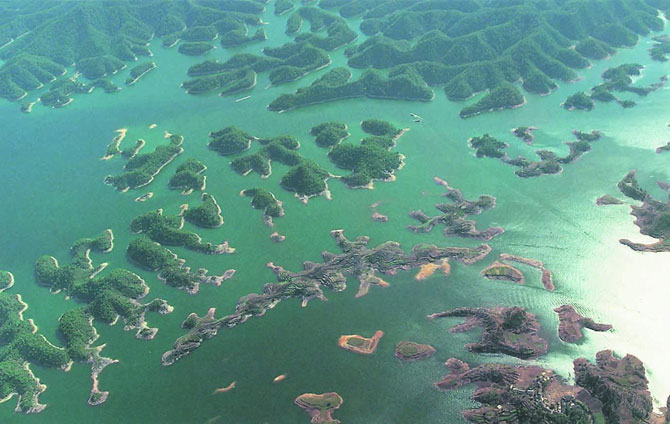 Озеро с четырьмя сотнями островов