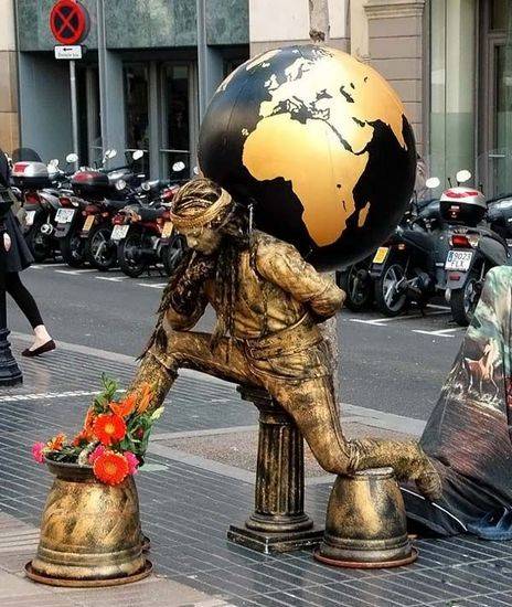 Живые статуи мира