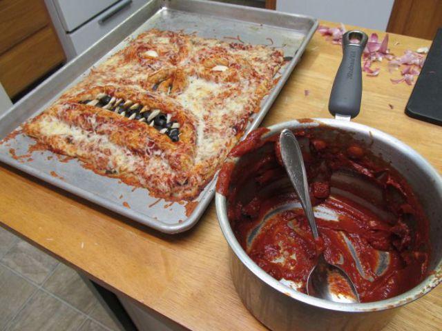 Как сделать ужасную пиццу (5 фото)