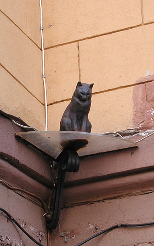 Памятники котам (30 фото)