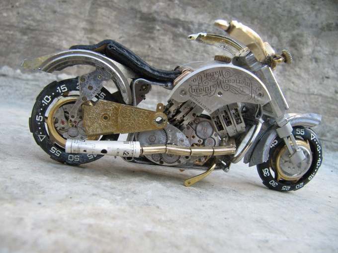 Мотоциклы из часов Dan Tanenbaum (13 фото)
