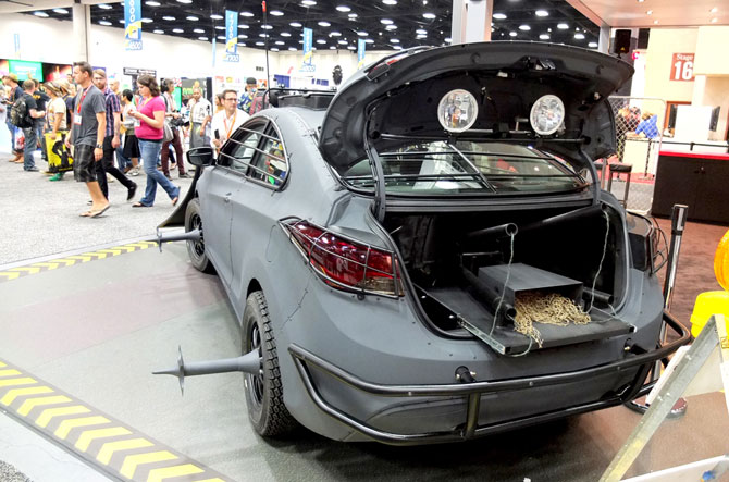 Компания «Hyundai» представила «Zombie Survival Machine»