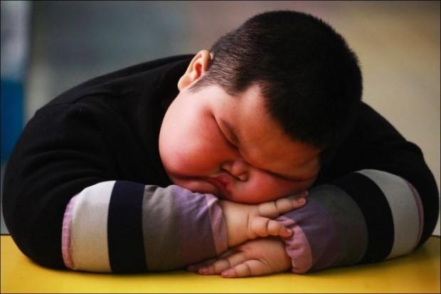 3-х летний ребенок из Китая весит 60 килограмм (12 фото + текст)