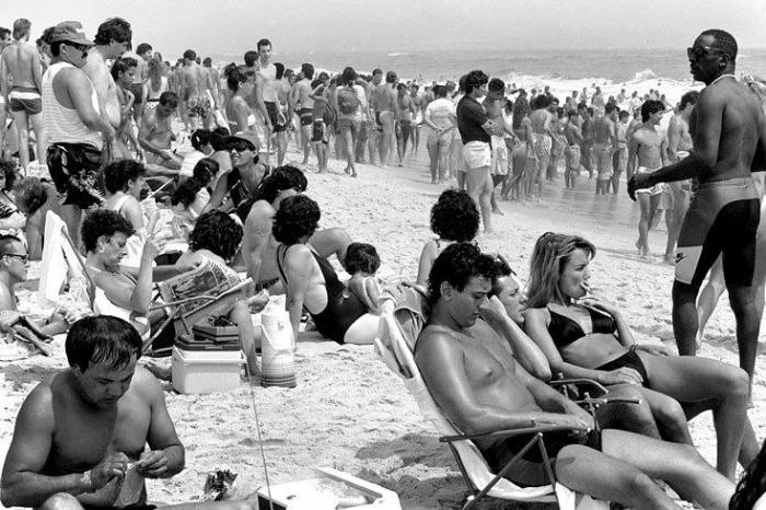 Бурная пляжная жизнь середины 70-х годов (19 фото)