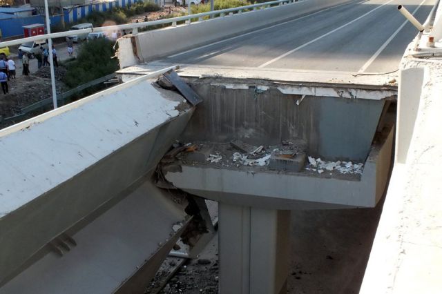 Мосты, которые сломались (48 фото)