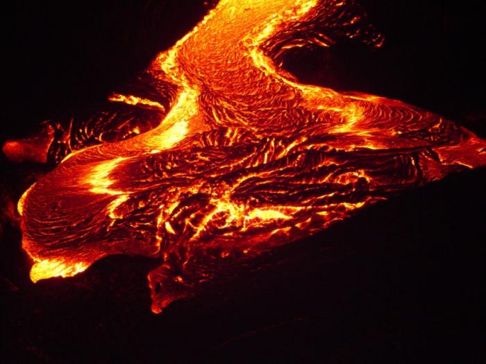 Потоки лавы (24 фото)