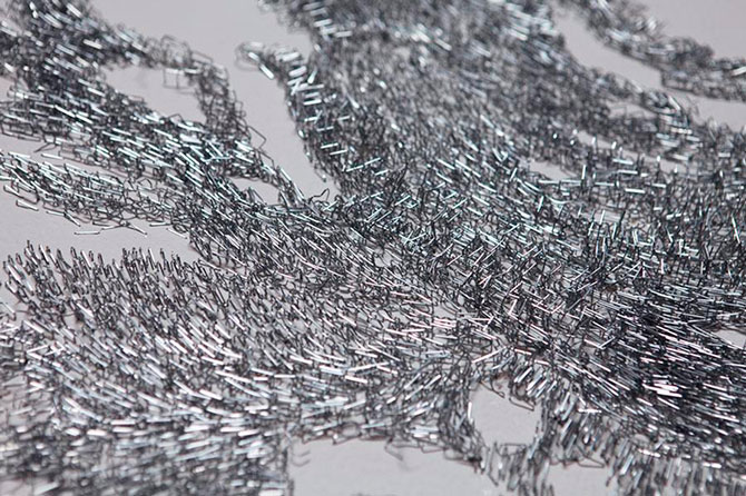 Невероятные картины из скобок Батиста Дебомбурга