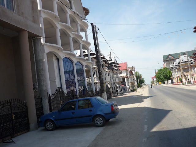 Бузеску – столица цыган-миллионеров