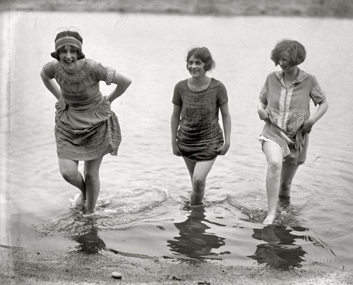 Легкомысленные девушки начала ХХ века (16 фото)