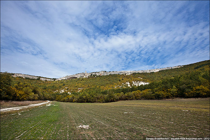 Пещерный монастырь Шулдан в Крыму