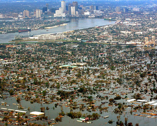 5 самых разрушительных ураганов в США за последние 10 лет
