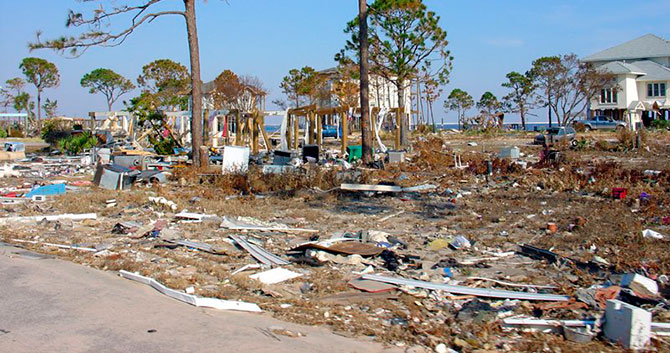 5 самых разрушительных ураганов в США за последние 10 лет