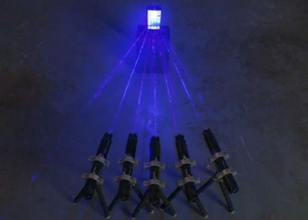 Лазер против iPhone 5