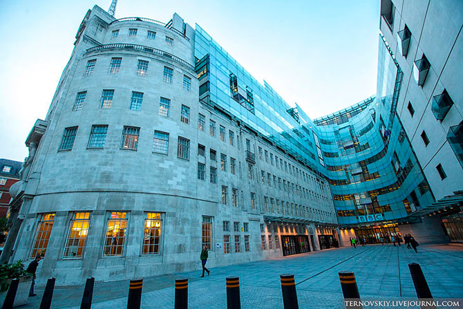 Офис медиакорпорации BBC в Лондоне