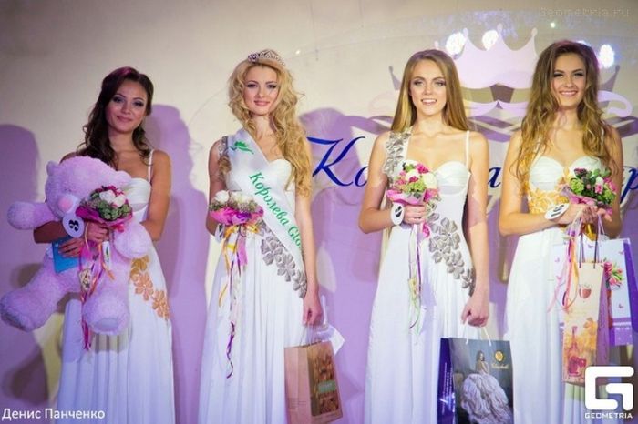 Украинские девушки из социальных сетей (33 фото)