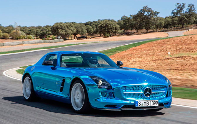 Самый мощный в мире электрокар Mercedes SLS AMG