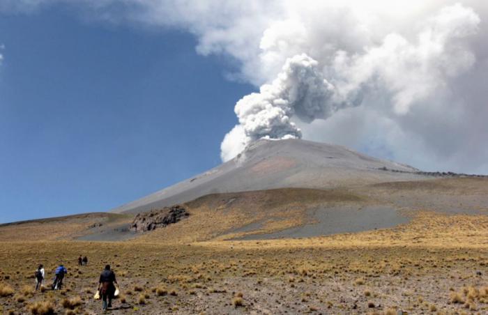Вулканическая активность в 2012 году