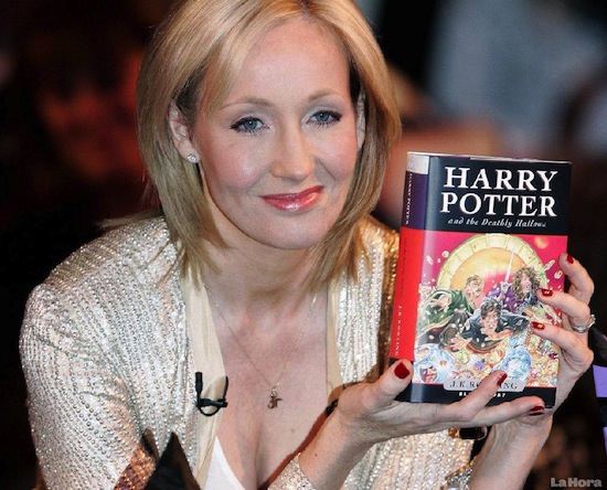 Издатель писательницы Джоан Роулинг специально схитрил, чтобы «Гарри Поттера» покупали мальчики
