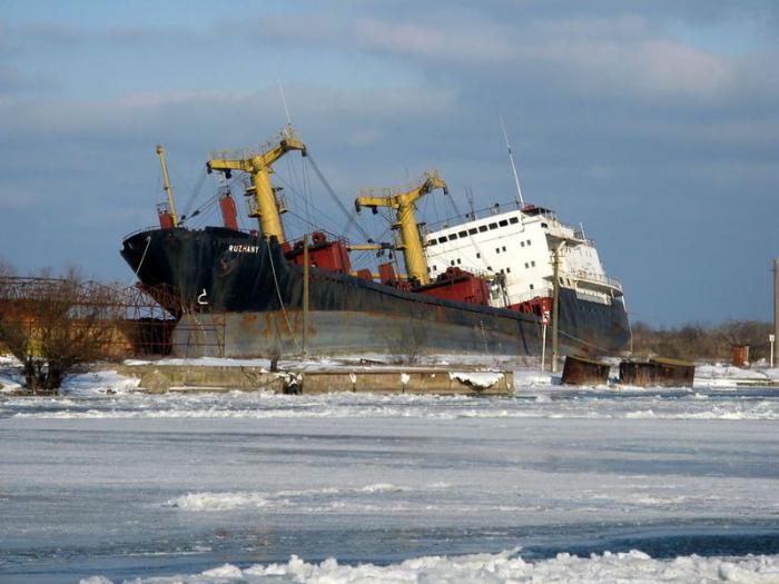 Красивые фотографии умирающих останков кораблей