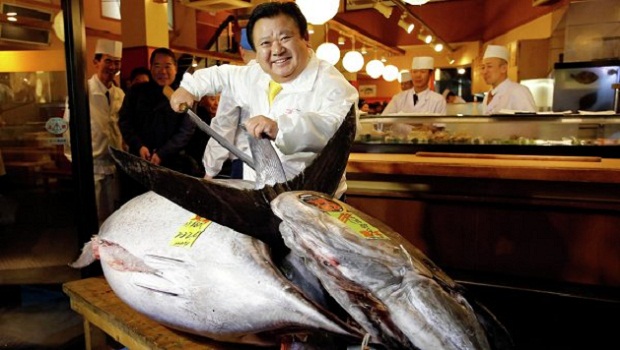 Японский ресторан купил тунца за 1,8 миллиона долларов (5 фото)