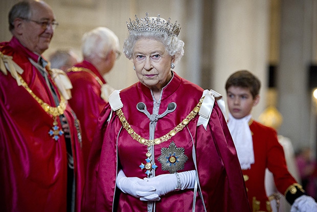 15 богатейших монархов мира