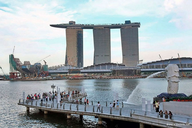 Marina Bay Sands - чудо света в Сингапуре