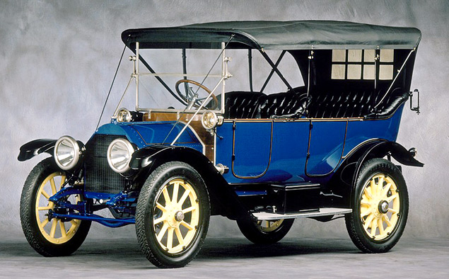 Ключевые изобретения в автомобильном мире: кто был первым?