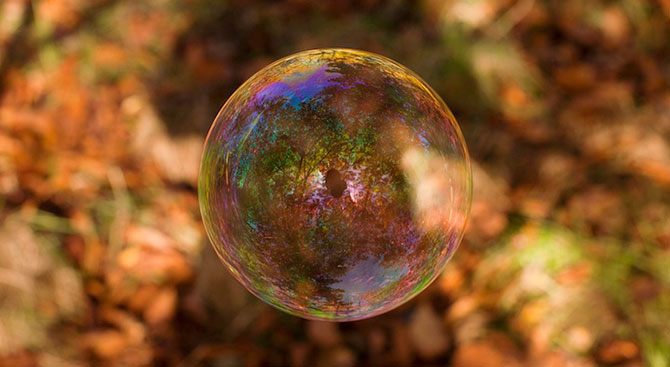 Мир в отражении мыльных пузырей
