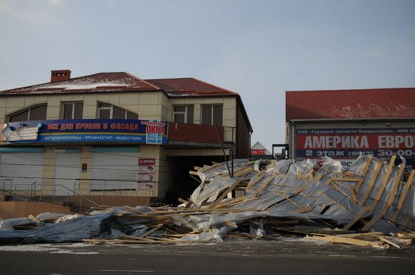 Ураган в Новороссийске (13 фото+видео)