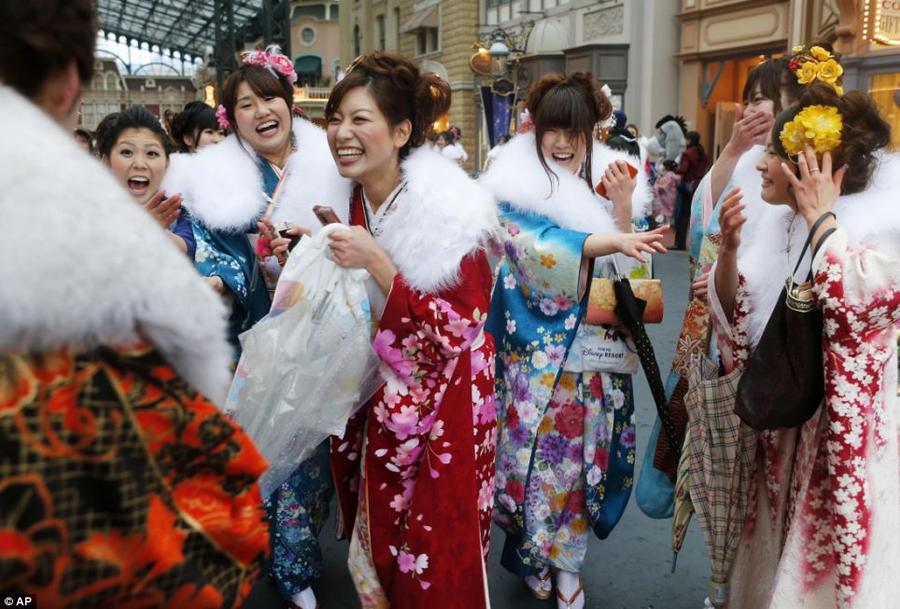 Японский праздник совершеннолетия (22 фото)