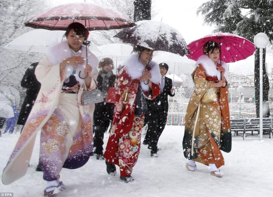 Японский праздник совершеннолетия (22 фото)