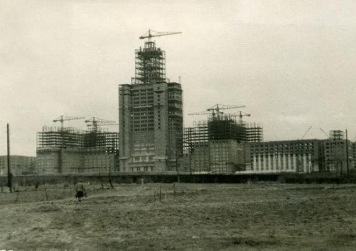 История и мифы строительства МГУ