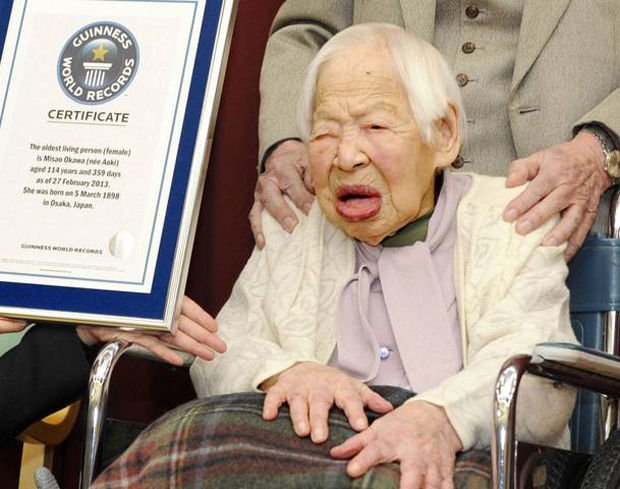 Японка Мисао Окава названа старейшей женщиной Земли (6 фото)